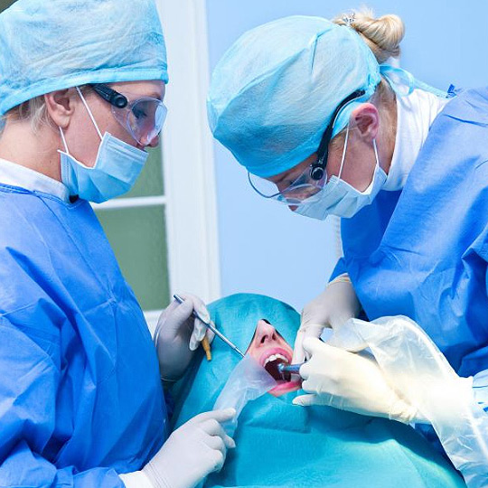 chirurg stomatolog Ząbkowice Śląskie