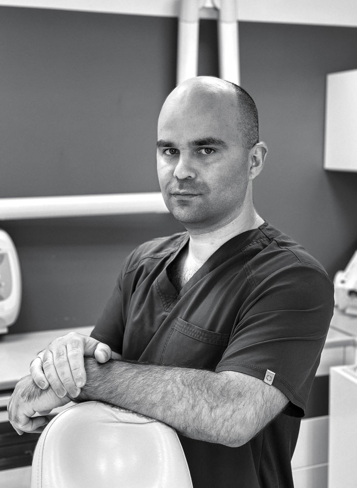 Michał Culicki endodonta Ząbkowice Śląskie leczenie kanałowe pod mikroskopem