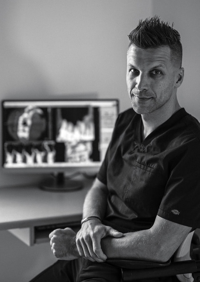 dentist in Poland implants veneers bonding